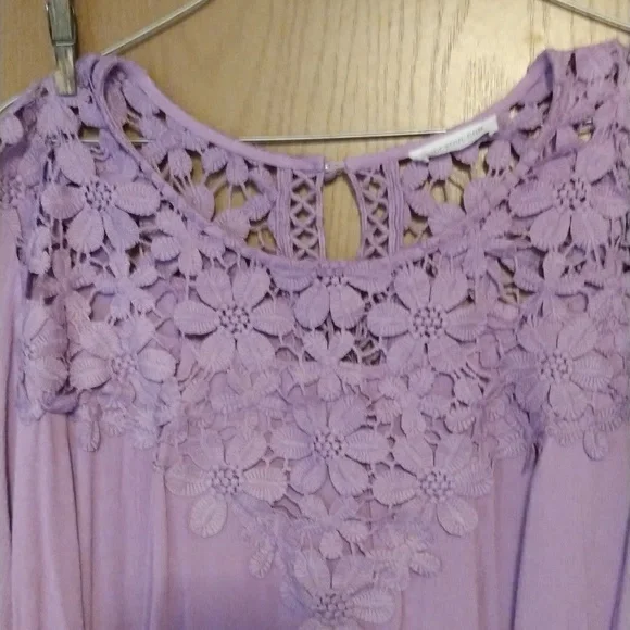 Chic Soul Bell Sleeve Lace Top - Picture 3 of 5